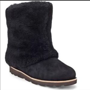 Ugg Maylin Boots in black. Designer Suede Sherpa Shearling Fur  Size 5 #119